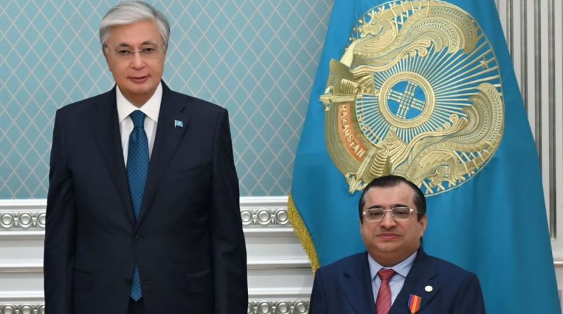 Президент Казахстана наградил президента Азиатского Паралимпийского комитета Маджида Аль-Усаими Орденом «Дружба»