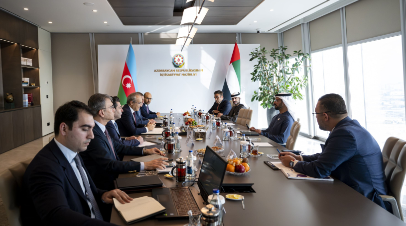 Zayed bin Hamdan meets Azerbaijan’s Minister of Economy