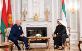 Наследный принц Абу-Даби и Президент Беларуси обсудили дальнейшее укрепление двусторонних отношений.