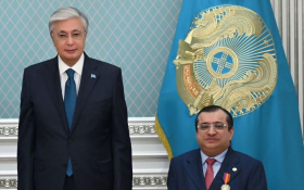Президент Казахстана наградил президента Азиатского Паралимпийского комитета Маджида Аль-Усаими Орденом «Дружба»